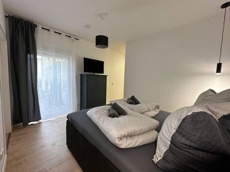 Modern, Stylisch Und Zentral! Meuselwitz Exterior foto